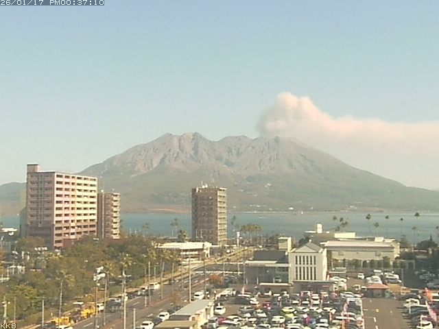 �������J����