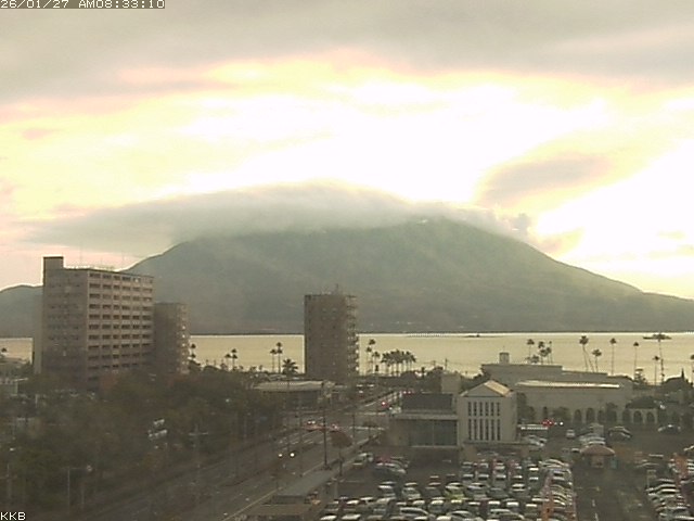 �������J����