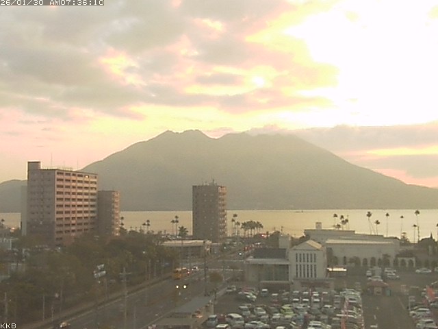 �������J����