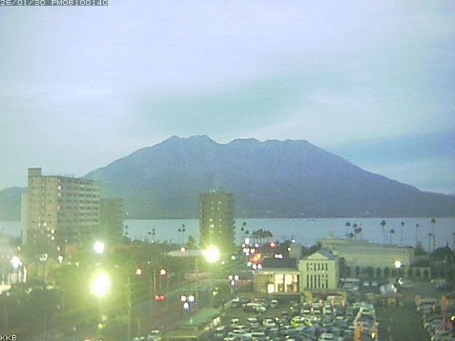 �������J����