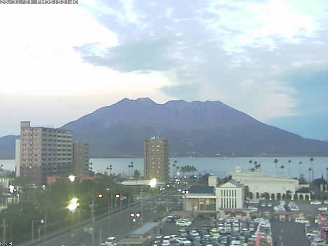 �������J����