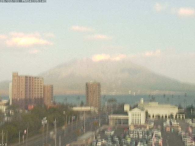 �������J����