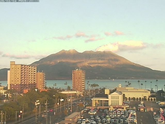 �������J����