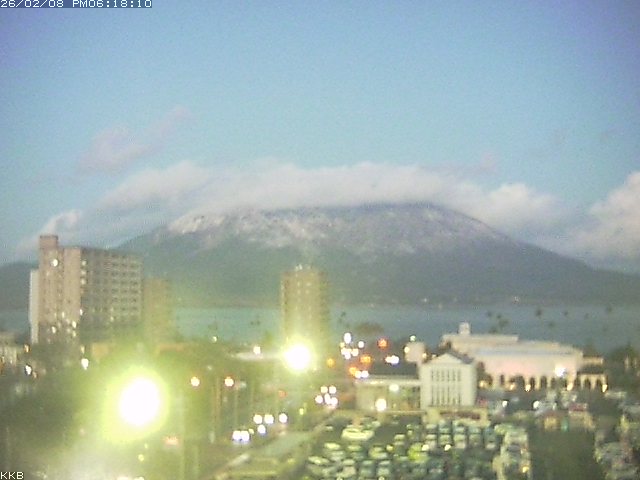 �������J����