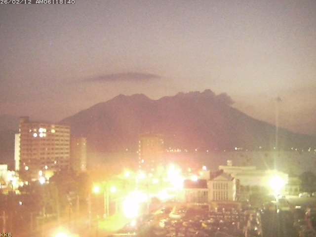 �������J����