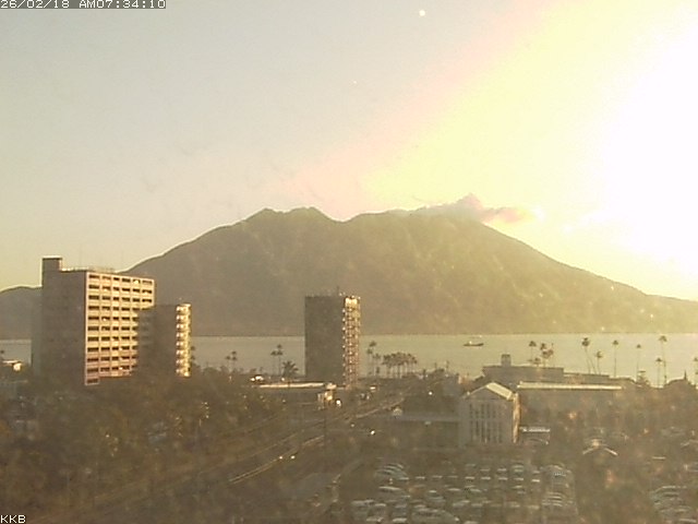 �������J����