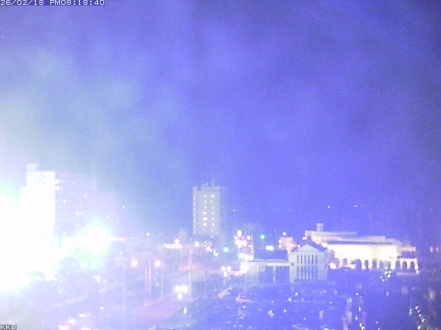 �������J����