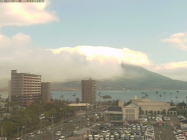 �������J����