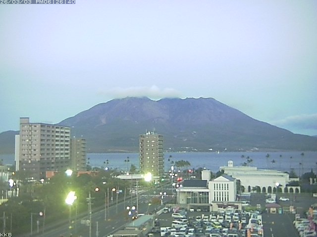 �������J����