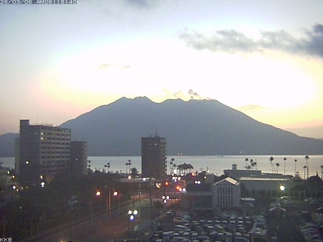 �������J����