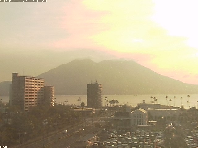 �������J����