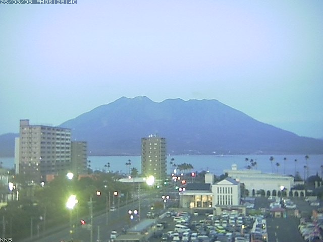 �������J����