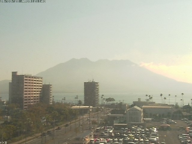 �������J����