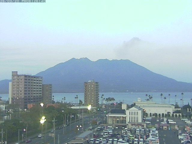 �������J����