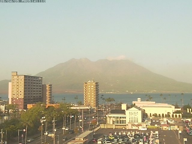 �������J����