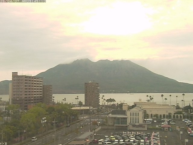 �������J����