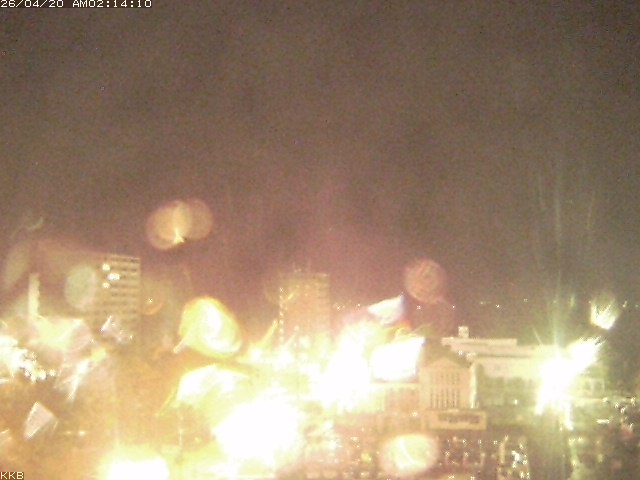 �������J����