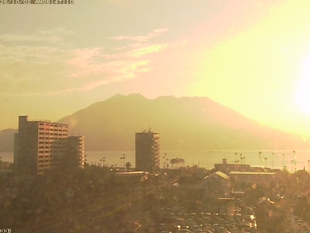 �������J����